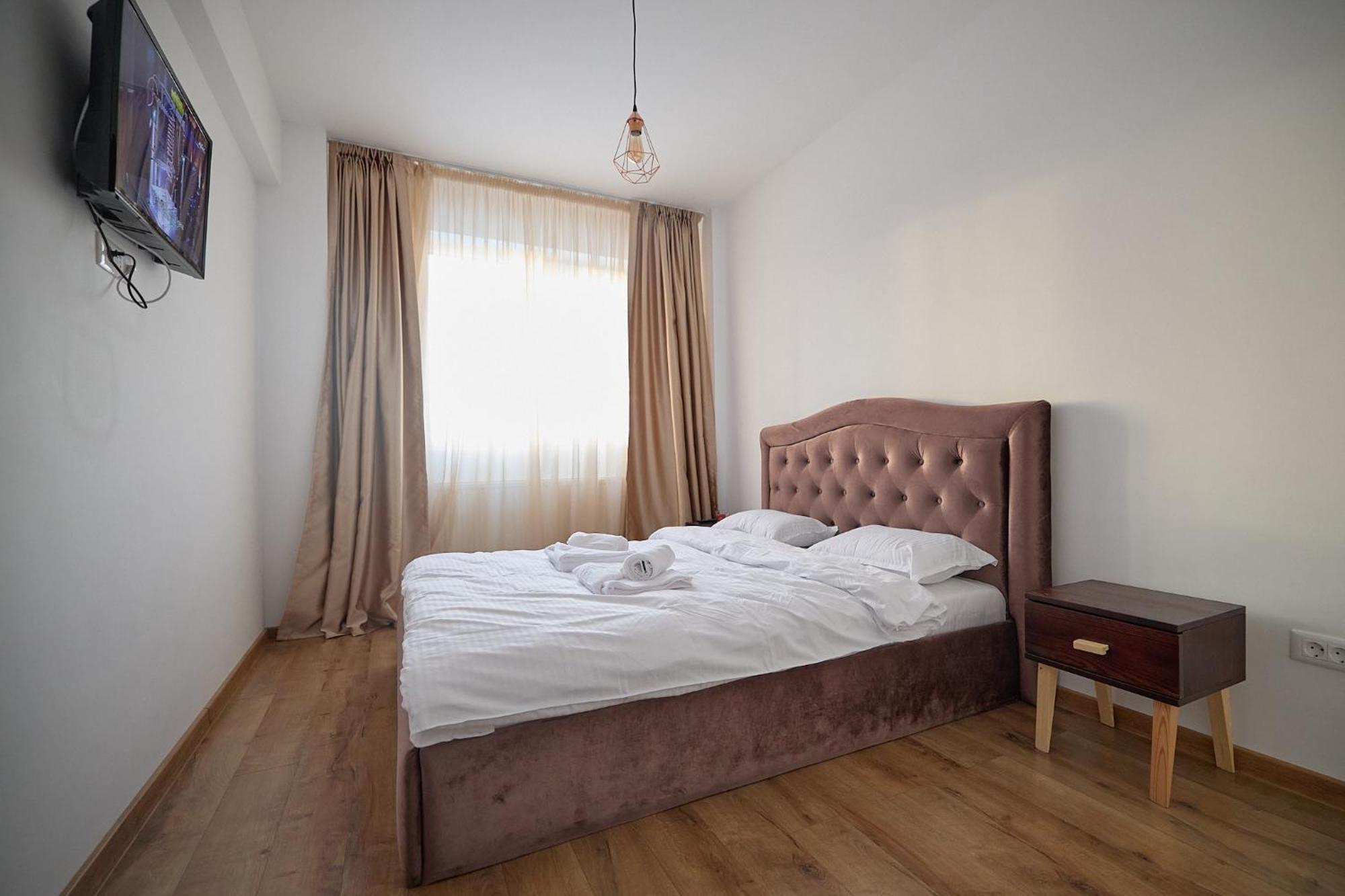 Cozy Apartments At Q Residence Palas Iasi Exterior foto