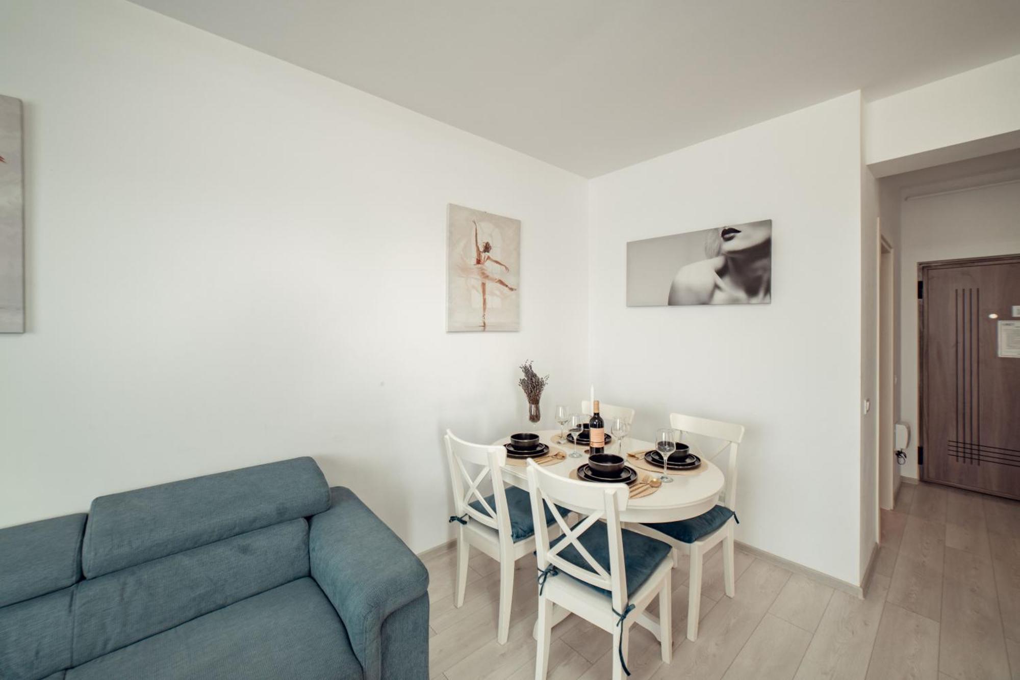 Cozy Apartments At Q Residence Palas Iasi Exterior foto