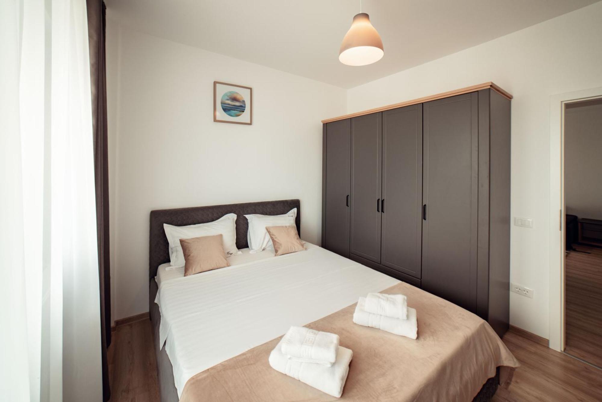 Cozy Apartments At Q Residence Palas Iasi Exterior foto